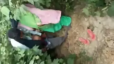 Exclusive- Desi Randi Caught By Village People While Sex With Customer