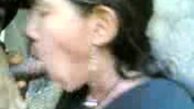 indian girls suck his bf dick in college campus