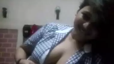 Desi lady unbuttons her sexy blouse to show big XXX boobs to lover