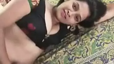 Desi mom doesn't open top but tits look amazing even being hidden
