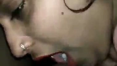 Raandi sucking lund MMS