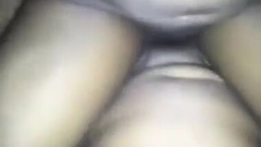 Srilankan girl putting condom n getting fucked by BF