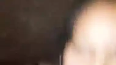 Village Bhabhi pussy show MMS video captured by her Devar
