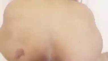 Gujarat BBW Bhabi ass shake Doggy fuck