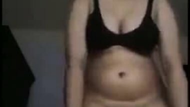 Boobs showing indian girl