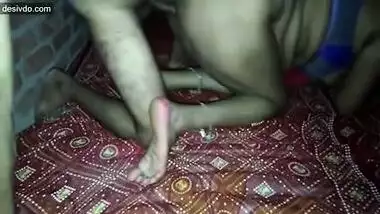 indian hot mature desi wife in petticoat fucking doggy style hot horny indian aunty fucking with her boyfriend