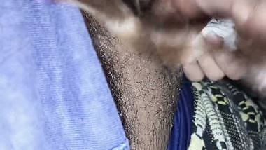 Desi Indian blowjob at the midnight