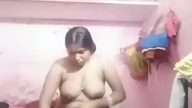 Village Bhabhi Masturbating