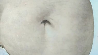 Renigunda SANJANA NAVEL EDIT