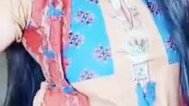 Sexy expressions and hot wife... Kya figure hai bhagavathy