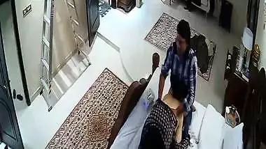 Aapa enjoys threesome sex with cousins in Pakistani porn