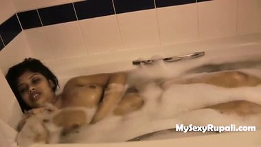 Sexy Mature Indian Aunty In Bath Tube Taking Shower - Sex Chat In Hindi With Desi Husband