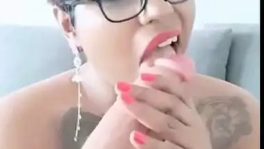 Horny NRI Tamil Girl Play With Dildo (Updates)