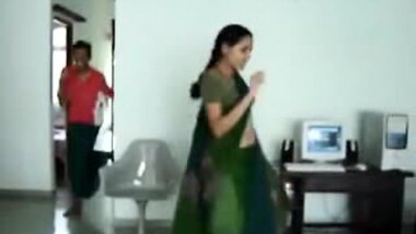 Sexy South Indian hot ass Dance