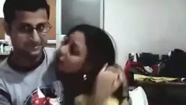 Sexy Marathi girl having sex at a hotel