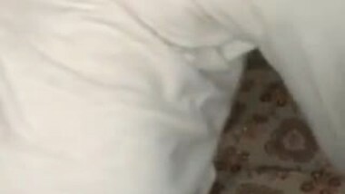 Sexy Pakistani girl sucking and fucking