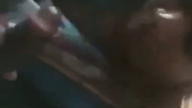 Chennai lady gives a Tamil blowjob to her lover