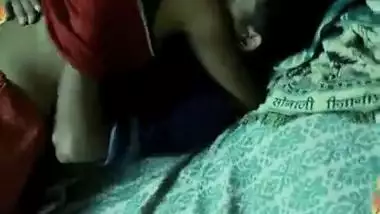 Telugu sex video of a youthful pair having sex for the 1st time in his abode