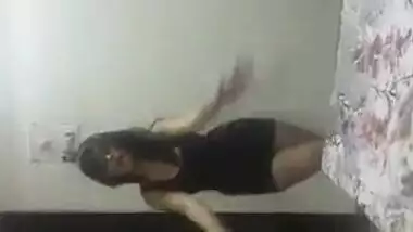 indian babes dancing awesome