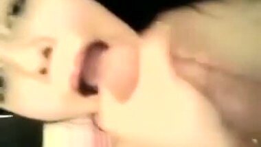 Cumming on the face of naked Indian babe