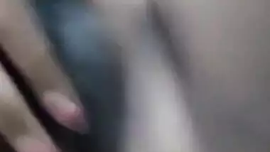 Bhabhi Masturbating Her Black Pussy And Cumming Hard