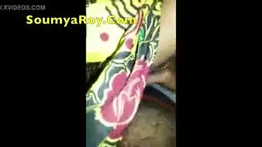 Horny indian desi Housewife Sucks Cock while Showing Cleavage - SoumyaRoy.Com