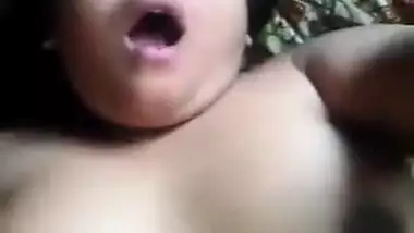 Horny Indian Girl Masturbating And Fingering