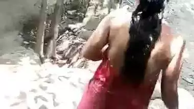 Desi Married Boudi Bathing Secretly Captured By Neighbour