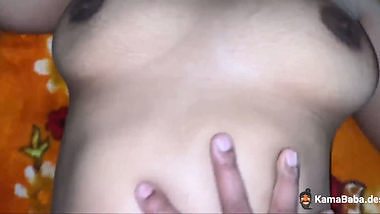 Bhabhi shaves pussy for neighbor’s dick in desi xxx MMS
