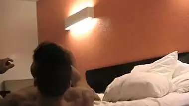 Desi porn mms of mature house wife hardcore sex with lover in hotel room