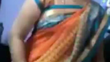 Malayali aunty showing yoni – Solo nude MMS