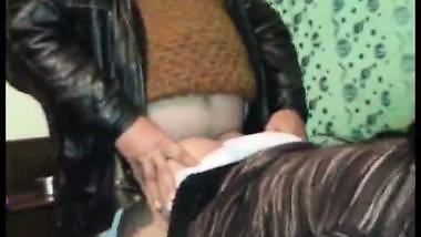 Desi mature randi crying while fucked hard