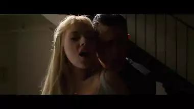 Scarlett Johansson hot fucking kissing video