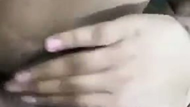 Indian girl nude MMS after stripping on camera