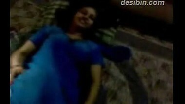 Desi Guy Having Fun With Bhabhi