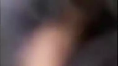 Exclusive- Cute Look Desi Girl Showing Her Boobs And Wet Pussy On Video Call