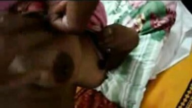 IT Girl From Noida Showing Boobs