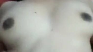 Wax Figured Indian Girl Moaning While Xxx