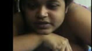 Bangla desi Girl Tumpa sharing sex experience