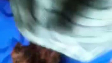 A Lahore guy fucks Hijabi GF’s bald pussy in Pakistani sex