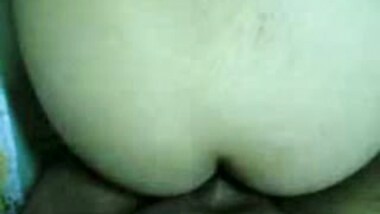 INDIAN GIRL MOANING