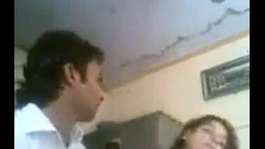 Lucknow college couple home sex on cam