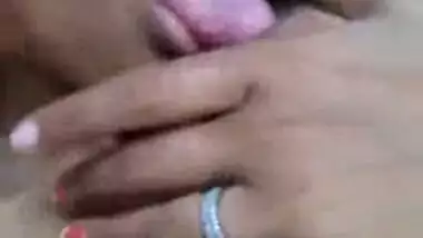 Horny Indian Girl Masturbating Video
