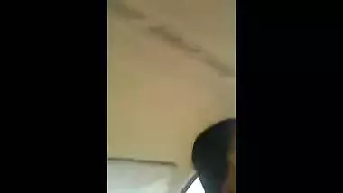 Mallu cheating wife enjoys carnal outdoor sex in car