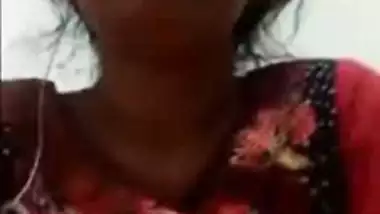 Paki Desi XXX girl showing boobs on video call with her boyfriend