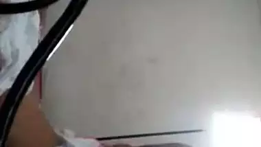 Desi milf having fun with neighbour