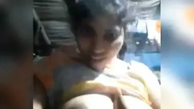 Village girl showing her boobs on video call