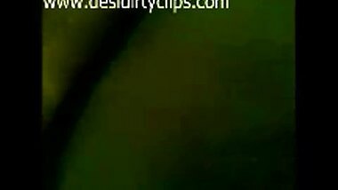 Desi girl free porn sex with boyfriend in dark