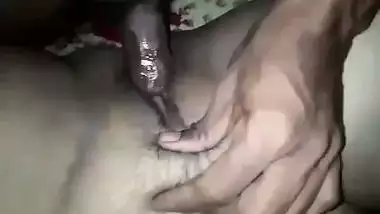 Married desi couple sex at night viral MMS