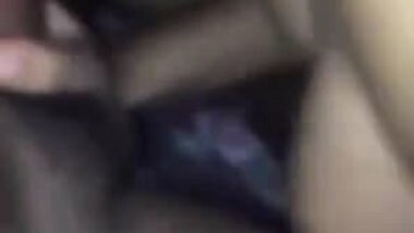 Today Exclusive- Desi Bhabhi Give Handjob